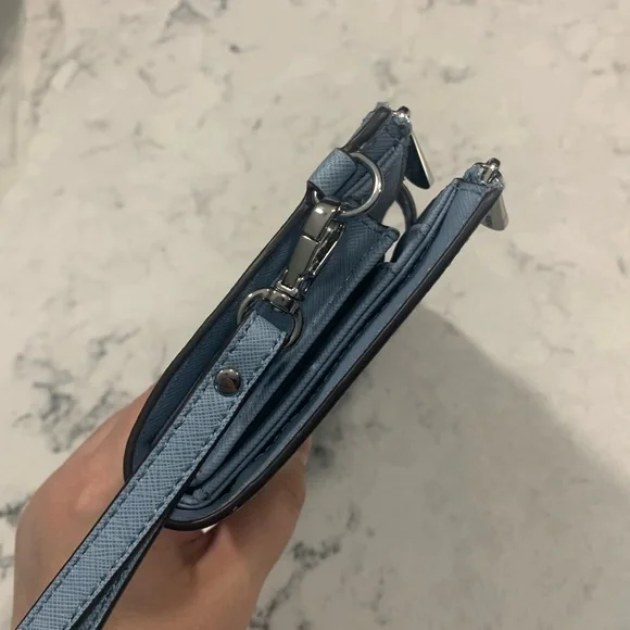 ✨NWOT Michael Kors double zipper wristlet wallet - Picture 6 of 8